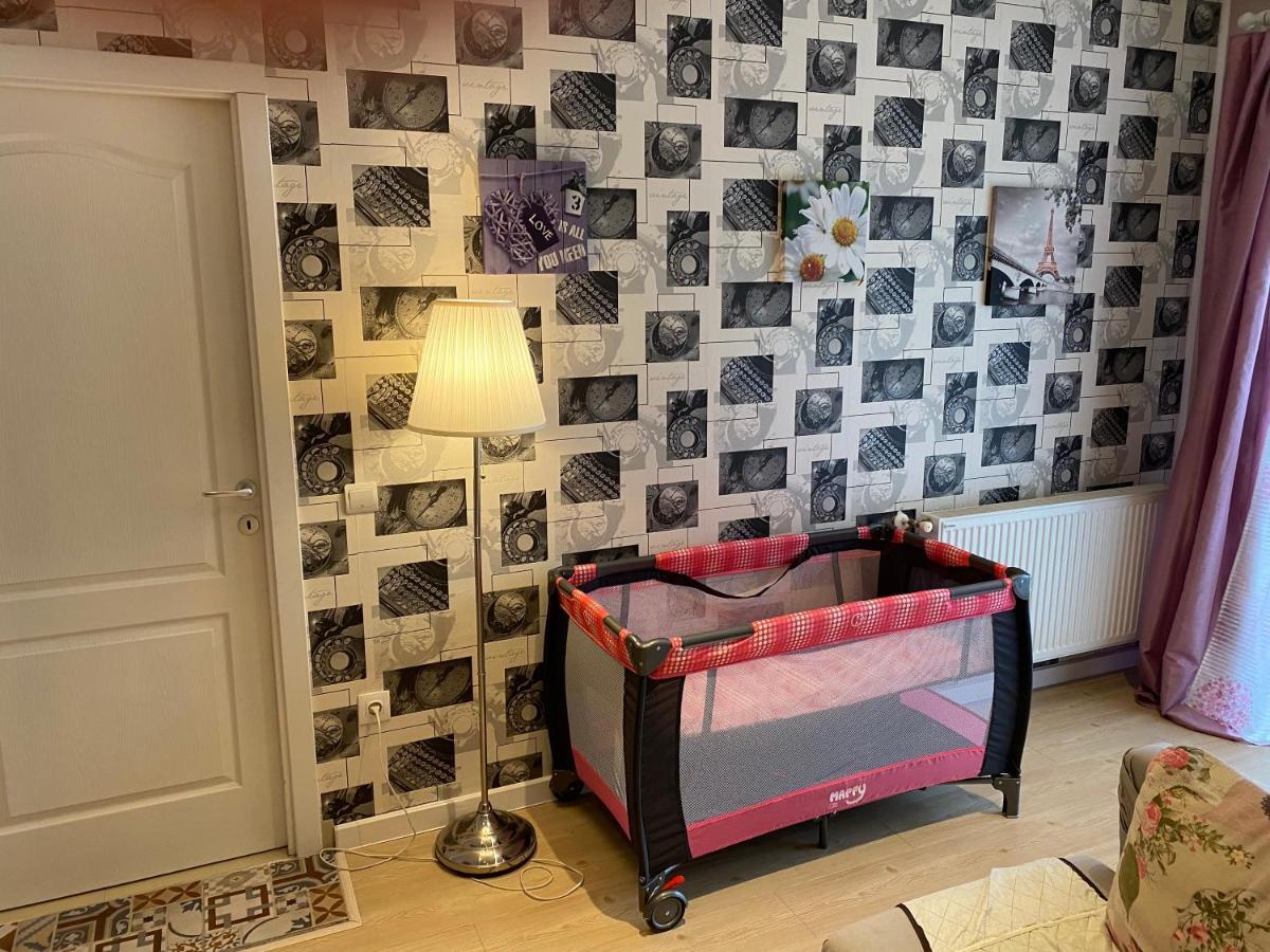 Igi Red Flat With Free Private Parking Leilighet Cluj-Napoca Eksteriør bilde