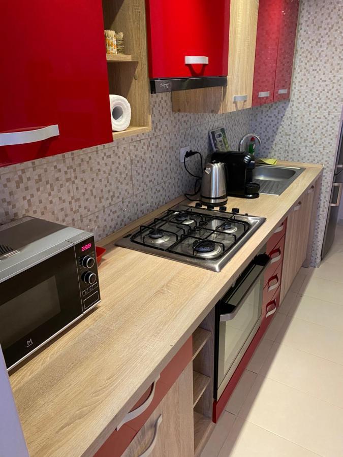 Igi Red Flat With Free Private Parking Leilighet Cluj-Napoca Eksteriør bilde