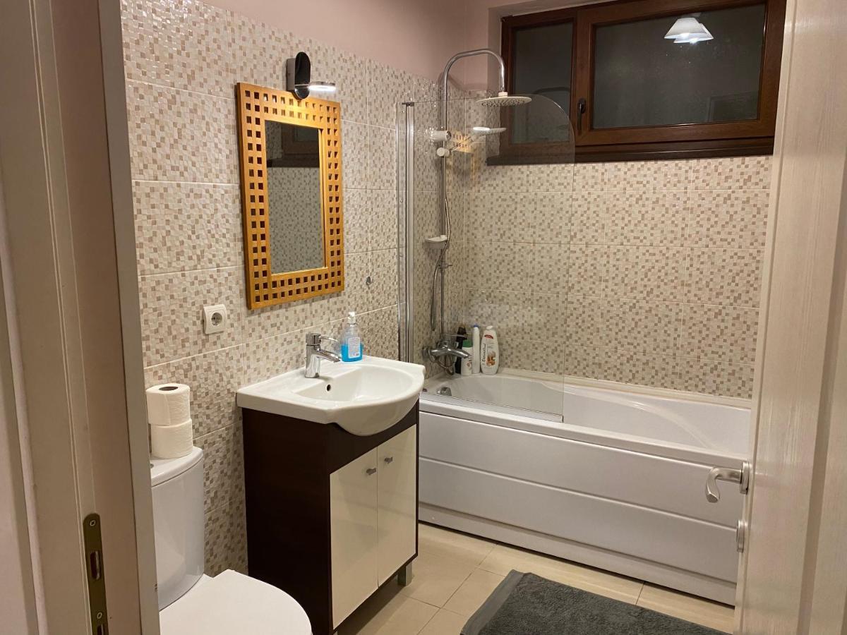 Igi Red Flat With Free Private Parking Leilighet Cluj-Napoca Eksteriør bilde